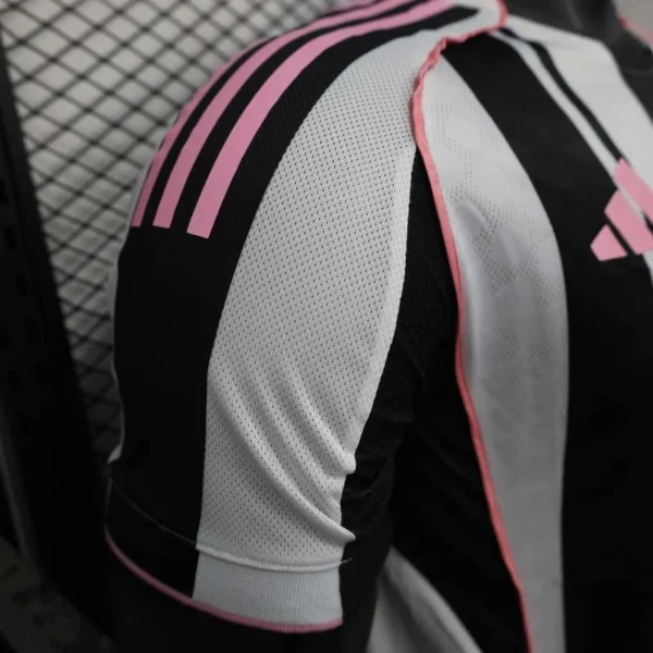 Juventus FC Home  25/26 Player version Football Jersey - Image 4
