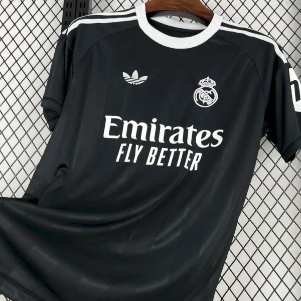 Real Madrid 25/26 Special Edition Football Jersey - Image 3