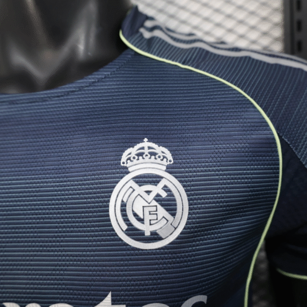 Real Madrid Away 25-26 Player version Football Jersey - Image 5